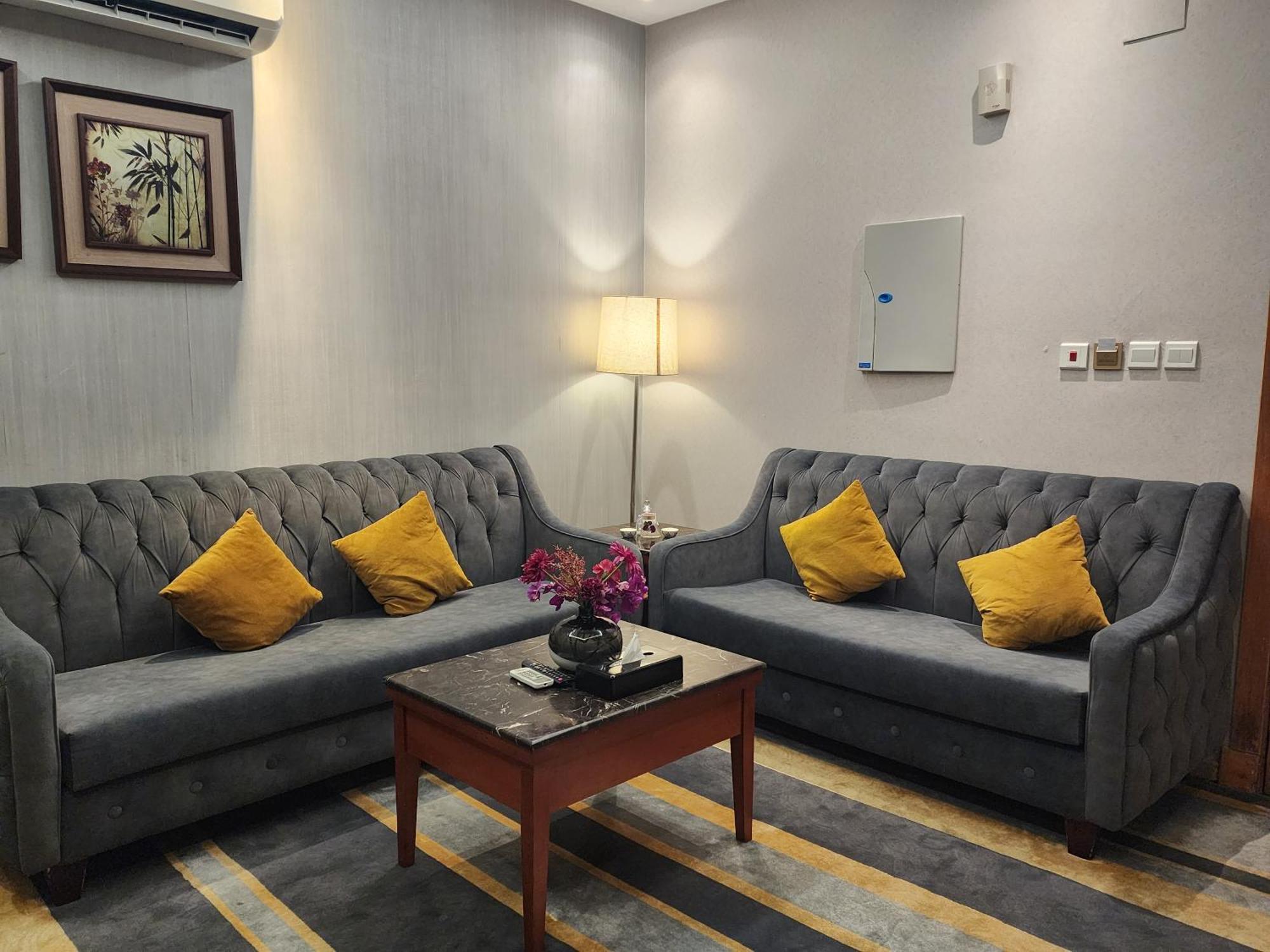 Shaty Alhayat Hotel Suites 제다 외부 사진